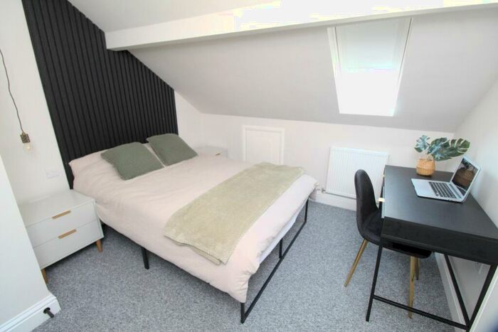 5 Bedroom Semi-Detached House To Rent In Claude Street, Dunkirk, Nottingham, NG7