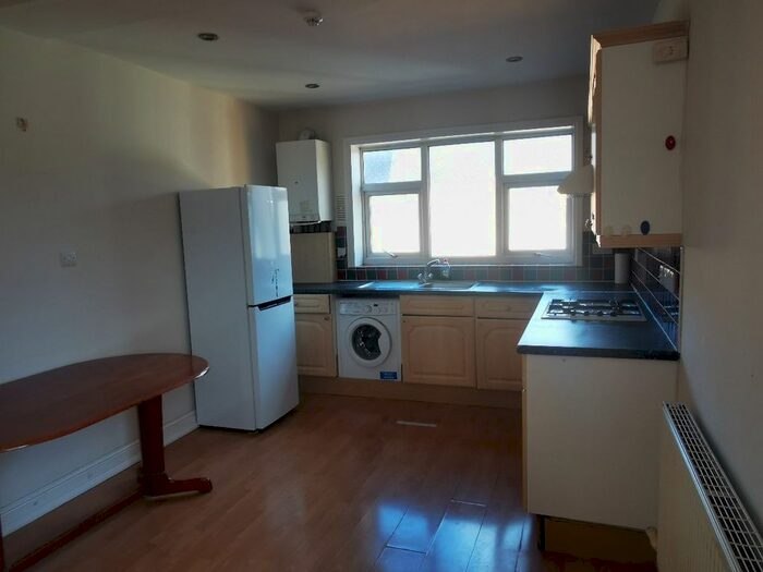 2 Bedroom Flat To Rent In Flat, Brooksby's Walk, London, E9