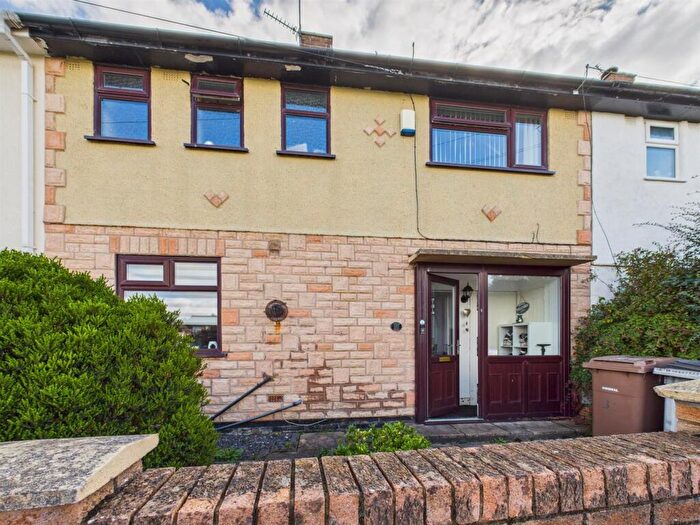 3 Bedroom Terraced House For Sale In Curlew Way, Wirral, CH46