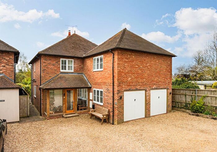 6 Bedroom Detached House For Sale In Plough Lane, Shiplake Cross, Henley-On-Thames, RG9