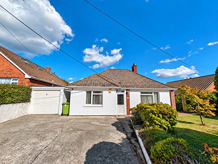 3 Bedroom Detached Bungalow For Sale In Merrymeet, Whitestone, Exeter, EX4