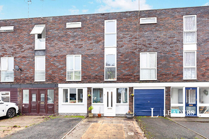 Terraced House To Rent In St. Johns Road, Leamington Spa, Warwickshire, CV31