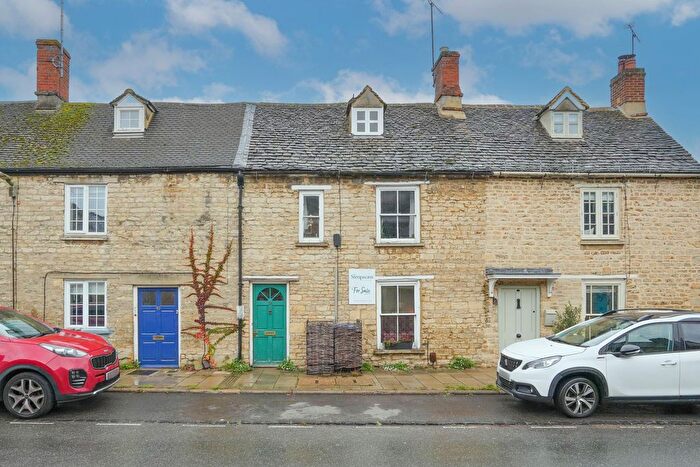 3 Bedroom Terraced House For Sale In West End, Witney, OX28