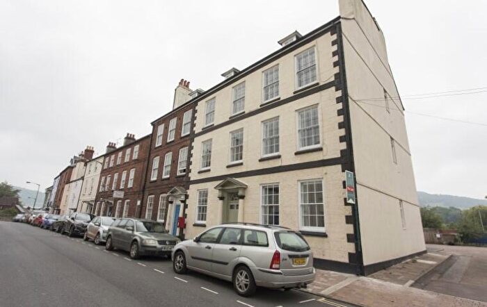 2 Bedroom Apartment To Rent In St James Street, Monmouth, NP25
