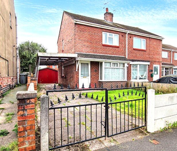 3 Bedroom Semi-Detached House For Sale In Stoneley Avenue, Crewe, CW1