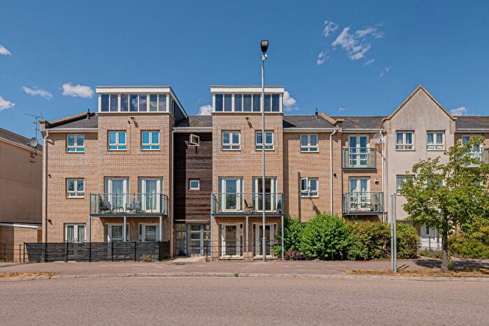 2 Bedroom Apartment For Sale In Stone Hill, St. Neots, Cambridgeshire, PE19