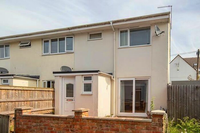 2 Bedroom Semi-Detached House To Rent In Victoria Retreat, Cheltenham, GL50
