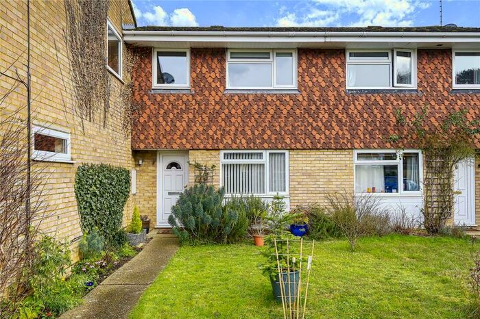 3 Bedroom Terraced House To Rent In Goldsworth Park, Woking, Surrey, GU21