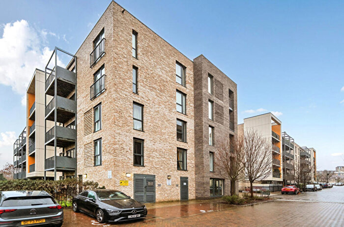 2 Bedroom Apartment For Sale In Observer Close, Colindale, NW9