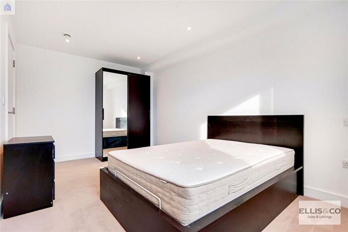 2 Bedroom Apartment To Rent In Wembley, Central Square, HA9