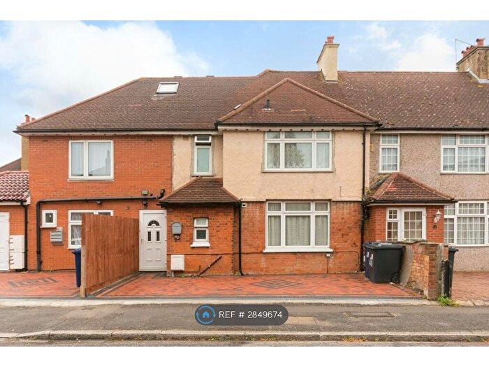 5 Bedroom Terraced House To Rent In Olive Road, London, W5