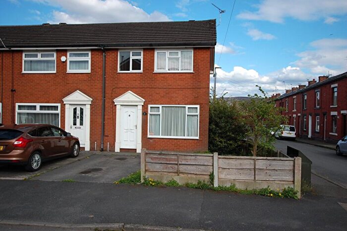 3 Bedroom End Of Terrace House To Rent In Dysart Street, Ashton-under-Lyne, Greater Manchester, OL6