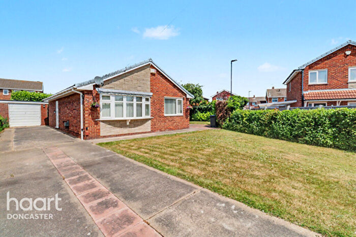 3 Bedroom Detached Bungalow For Sale In Hanbury Close, Balby, Doncaster, DN4