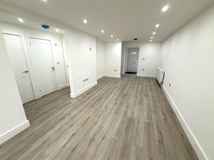 4 Bedroom Terraced House For Sale In Barnes Crescent, Wimborne, Dorset, BH21