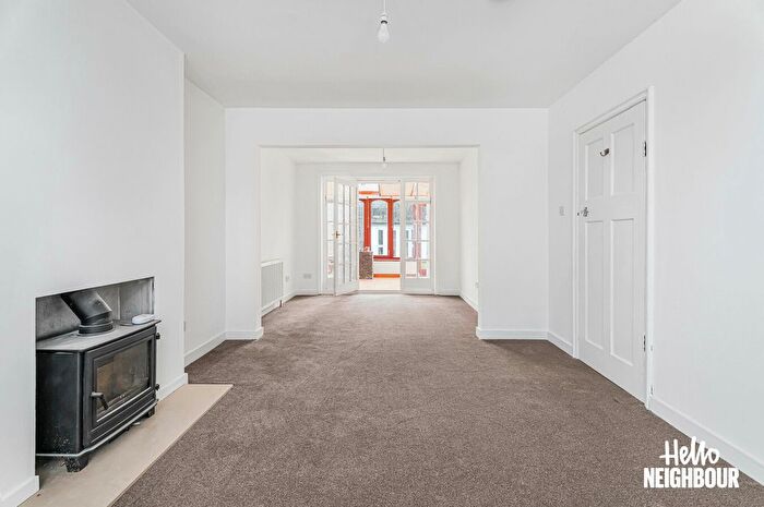 3 Bedroom Semi Detached House To Rent In Booth Road, London, NW9