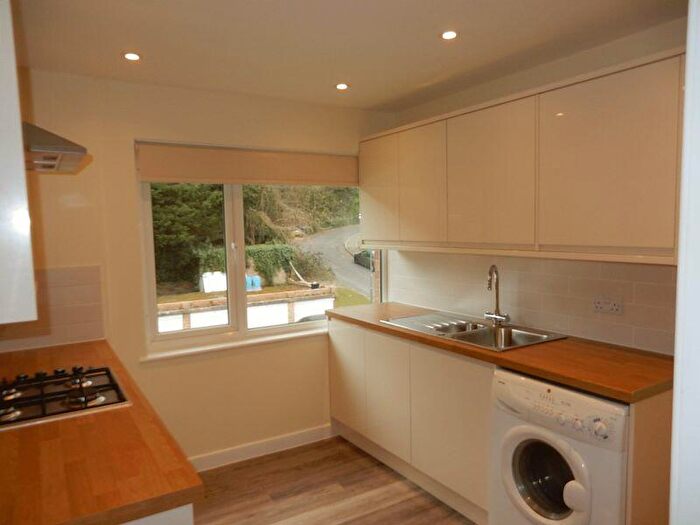 2 Bedroom Flat To Rent In Caterham, CR3