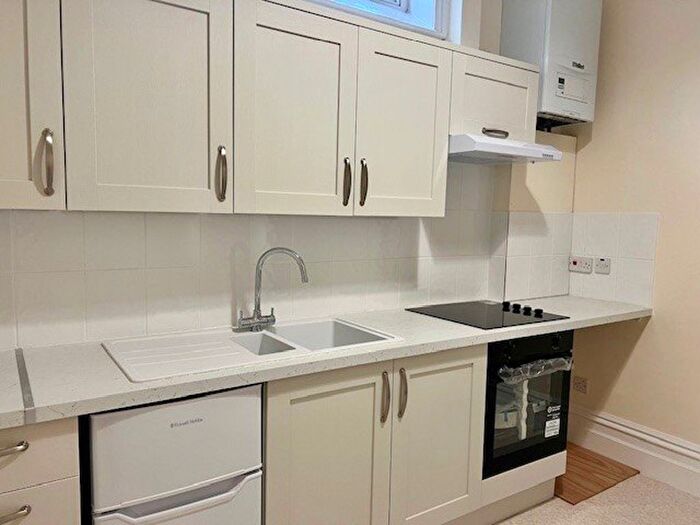 1 Bedroom Flat To Rent In Garfield Place, Faversham, ME13