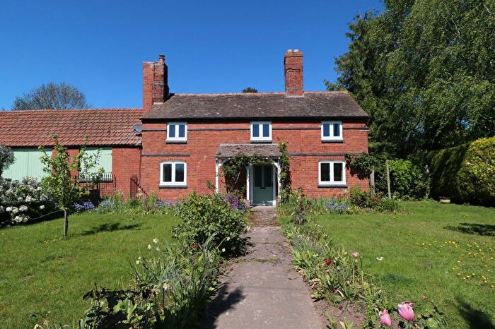 3 Bedroom Detached House To Rent In Middle Brampton Road, Madley, HR2