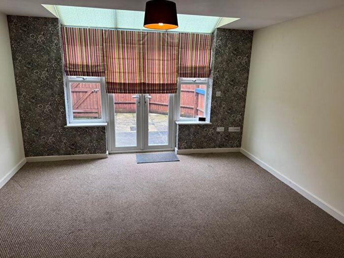 3 Bedroom Terraced House For Sale In South Street, Weedon, Northampton, NN7