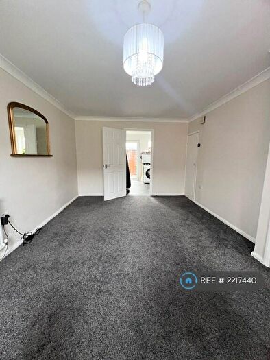 2 Bedroom Terraced House To Rent In Campkin Road, Cambridge, CB4