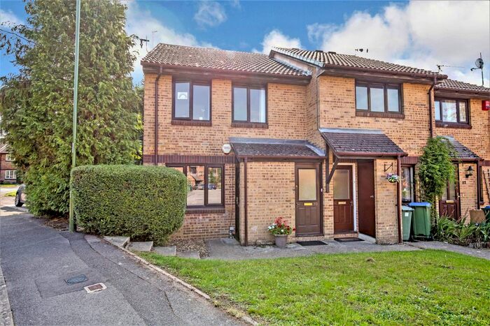 1 Bedroom Flat To Rent In Wallis Way, Horsham, RH13