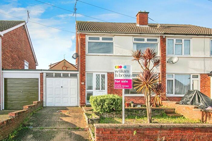 3 Bedroom Semi Detached House To Rent In Chartwell Close, Ipswich, IP4