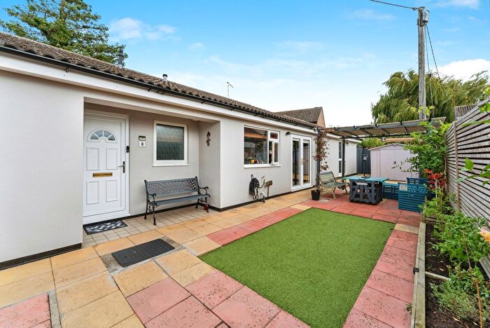 2 Bedroom Bungalow For Sale In Sandhill, Littleport, Ely, Cambridgeshire, CB6