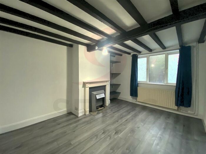 2 Bedroom Cottage To Rent In Abbey Lane, Leicester, LE4