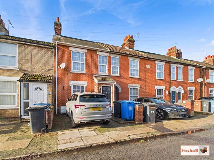 3 Bedroom Terraced House For Sale In Kemball Street, Ipswich, IP4
