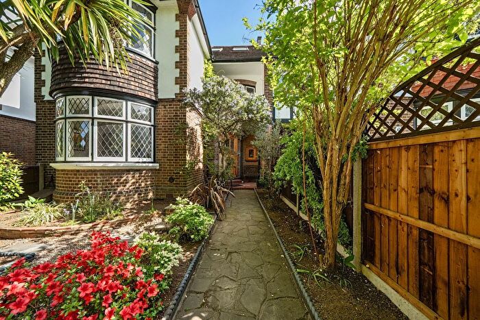4 Bedroom Semi Detached House For Sale In Carbery Avenue, Acton, London, W3