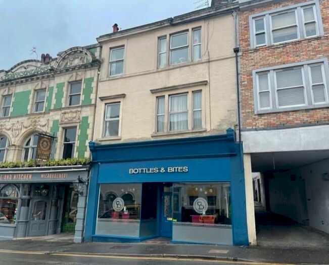 Apartment To Rent In Bournemouth Town, BH2