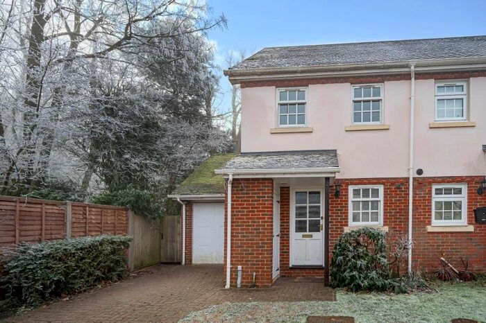 2 Bedroom Semi-Detached House To Rent In Basingstoke Road, Spencers Wood, RG7