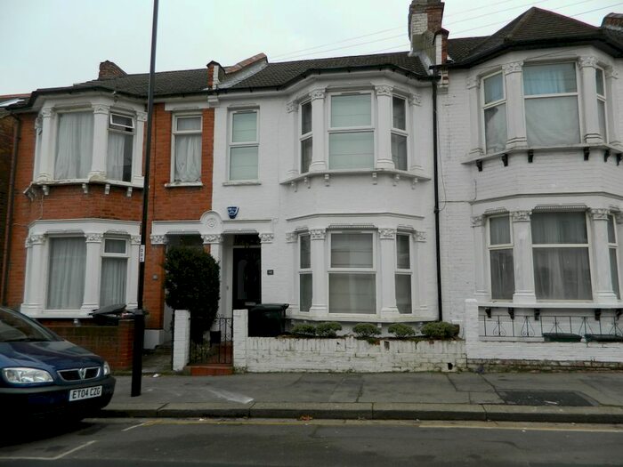 3 Bedroom Terraced House To Rent In Addiscombe Court Road, Croydon, CR0