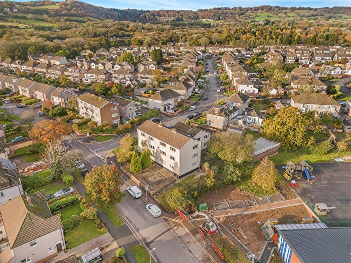 2 Bedroom Flat For Sale In Heol Lewis, Cardiff, CF14