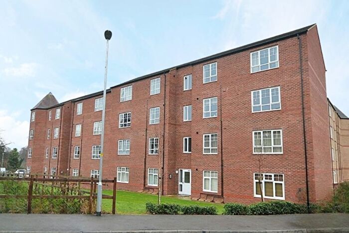 2 Bedroom Flat To Rent In Lakeview Court, Little Billing, Northampton, NN3
