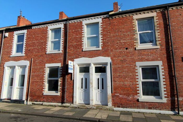 2 Bedroom Flat To Rent In Percy Street, Blyth, NE24