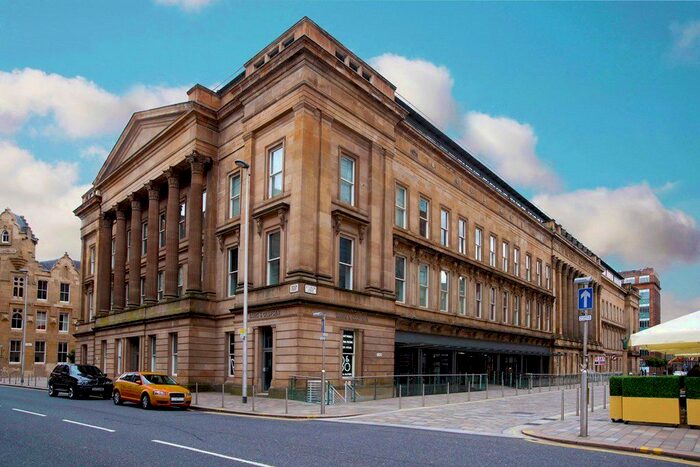 2 Bedroom Flat To Rent In Ingram Street, Glasgow, G1