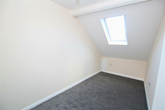 2 Bedroom Apartment To Rent In High Street, Ilfracombe, EX34