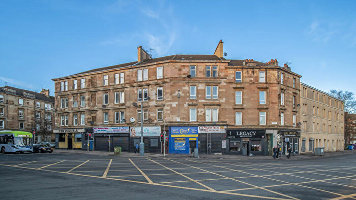 2 Bedroom Flat To Rent In /, Duke Street, Denistoun, G31