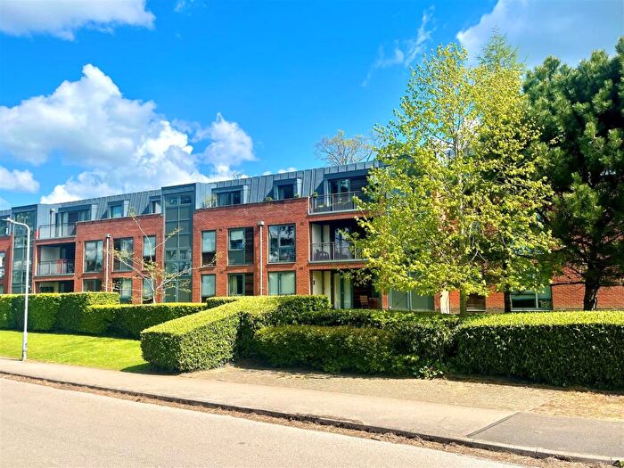 1 Bedroom Apartment For Sale In South Meadow Road, Northampton, NN5