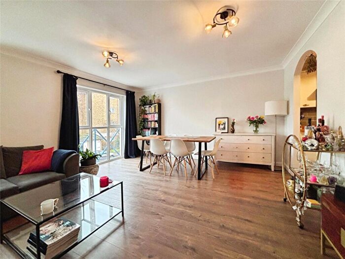 1 Bedroom Flat For Sale In Water Lane, London, SE14