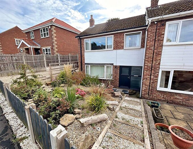 3 Bedroom End Of Terrace House For Sale In Ramsden Close, Brotherton, Knottingley, WF11