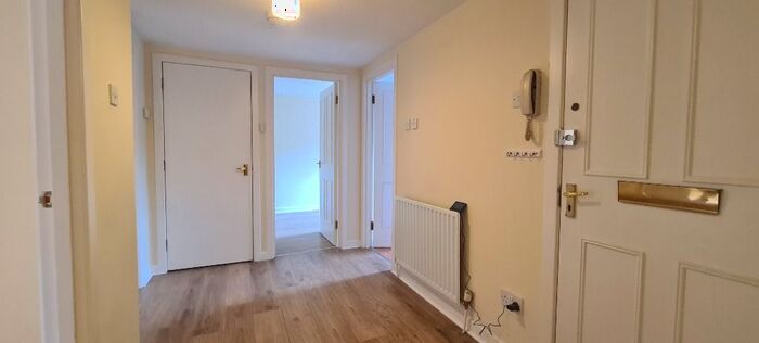 2 Bedroom Flat To Rent In Deanston Drive, Shawlands, Glasgow, G41