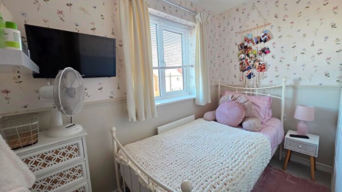 3 Bedroom End Of Terrace House For Sale In Snow Close, Sleaford, NG34