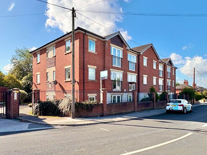 2 Bedroom Flat To Rent In Vesper Road, Kirkstall, Leeds, LS5