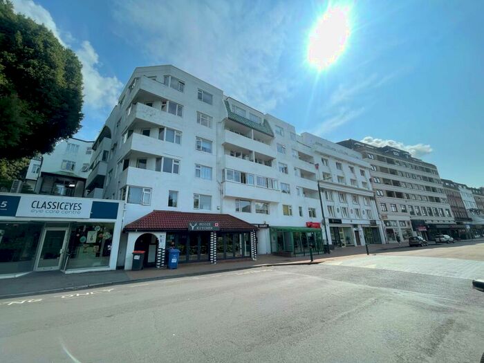 1 Bedroom Apartment To Rent In Hampshire Court, Bournemouth, BH2