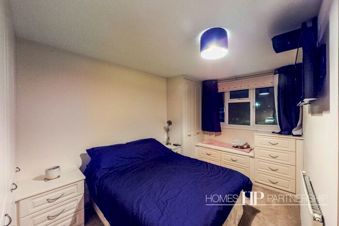 1 Bedroom Property To Rent In Abbotsfield Road, Ifield, Crawley, RH11