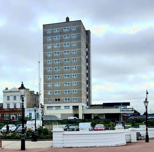 2 Bedroom Flat To Rent In St. Georges Terrace, Herne Bay, Kent, CT6