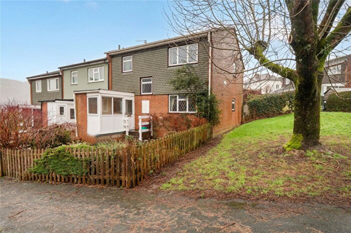 4 Bedroom End Of Terrace House For Sale In Radnor Drive, Knighton, Powys, LD7