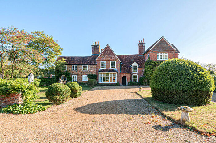 9 Bedroom Detached House To Rent In Salisbury Road, Romsey, Hampshire, SO51